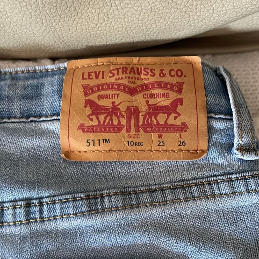 Levi's Light Blue Jeans. Size 10 Regular. Unisex. - Picture 6 of 7